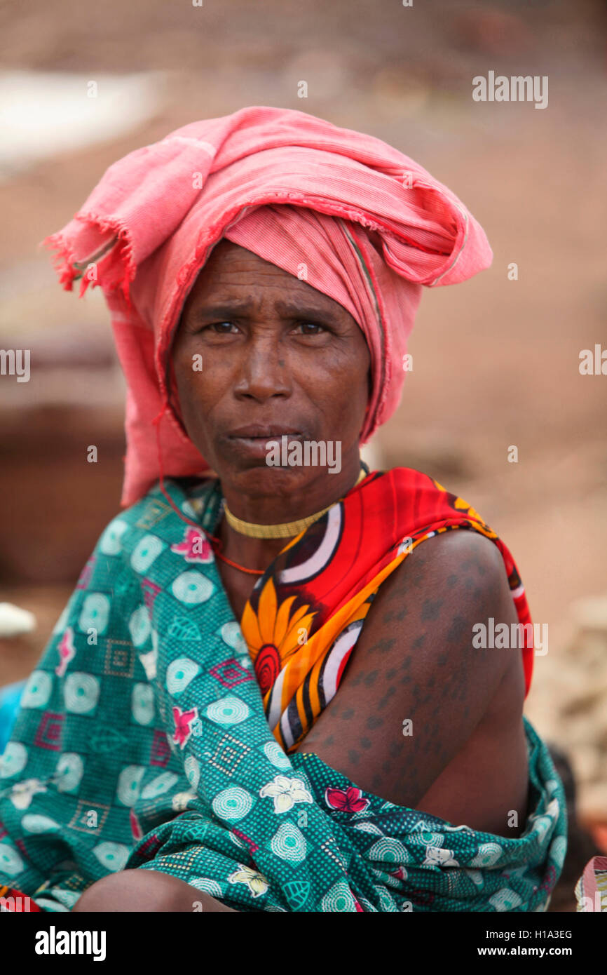 Stammesfrauen, Stamm Dhurwa, Pandripani Village, Chattisgadh, Indien. Ländliche Gesichter Indiens Stockfoto