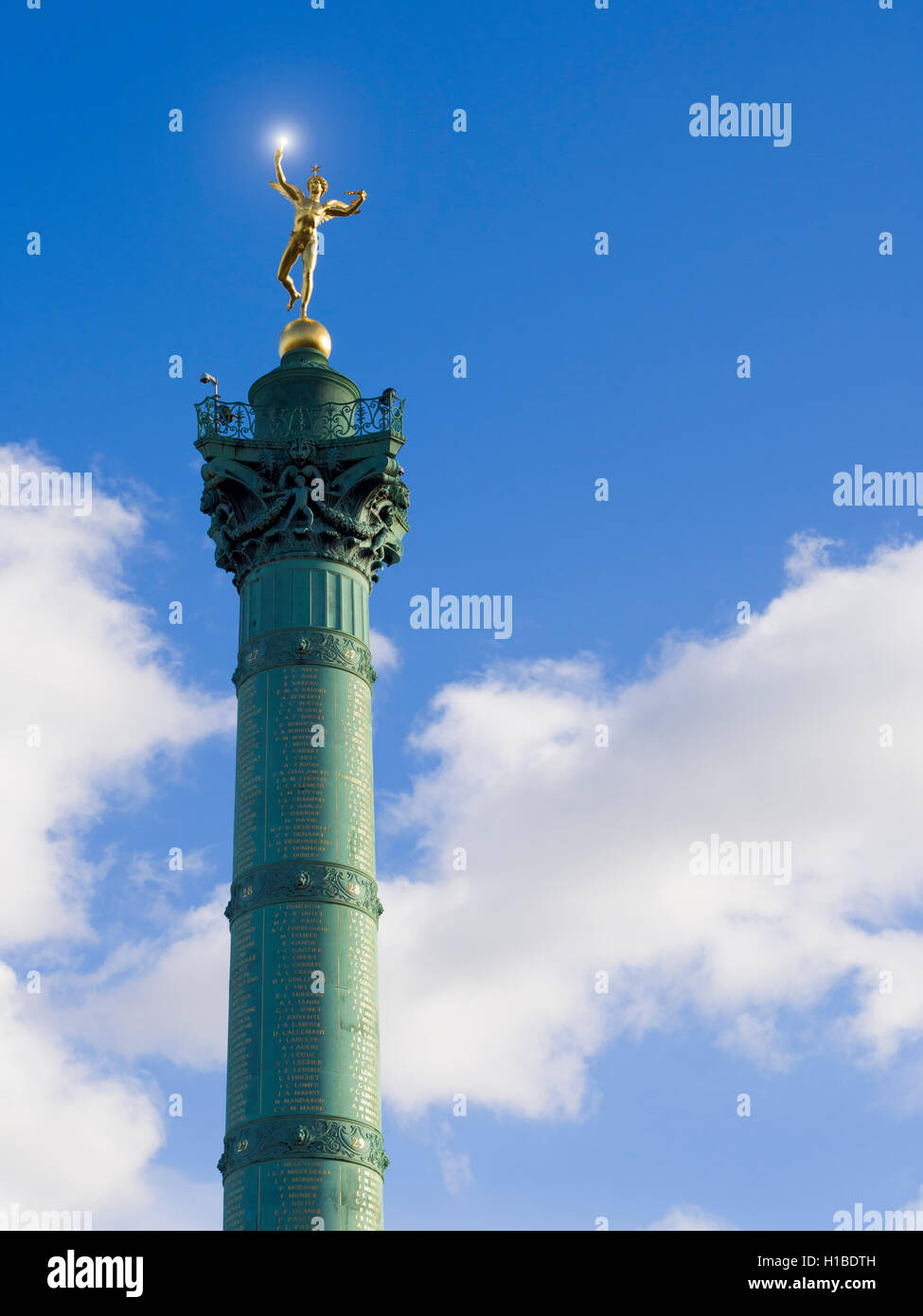 Vergoldete Statue Genie De La Liberte im Juli Spalte Place De La Bastille Paris Frankreich Stockfoto