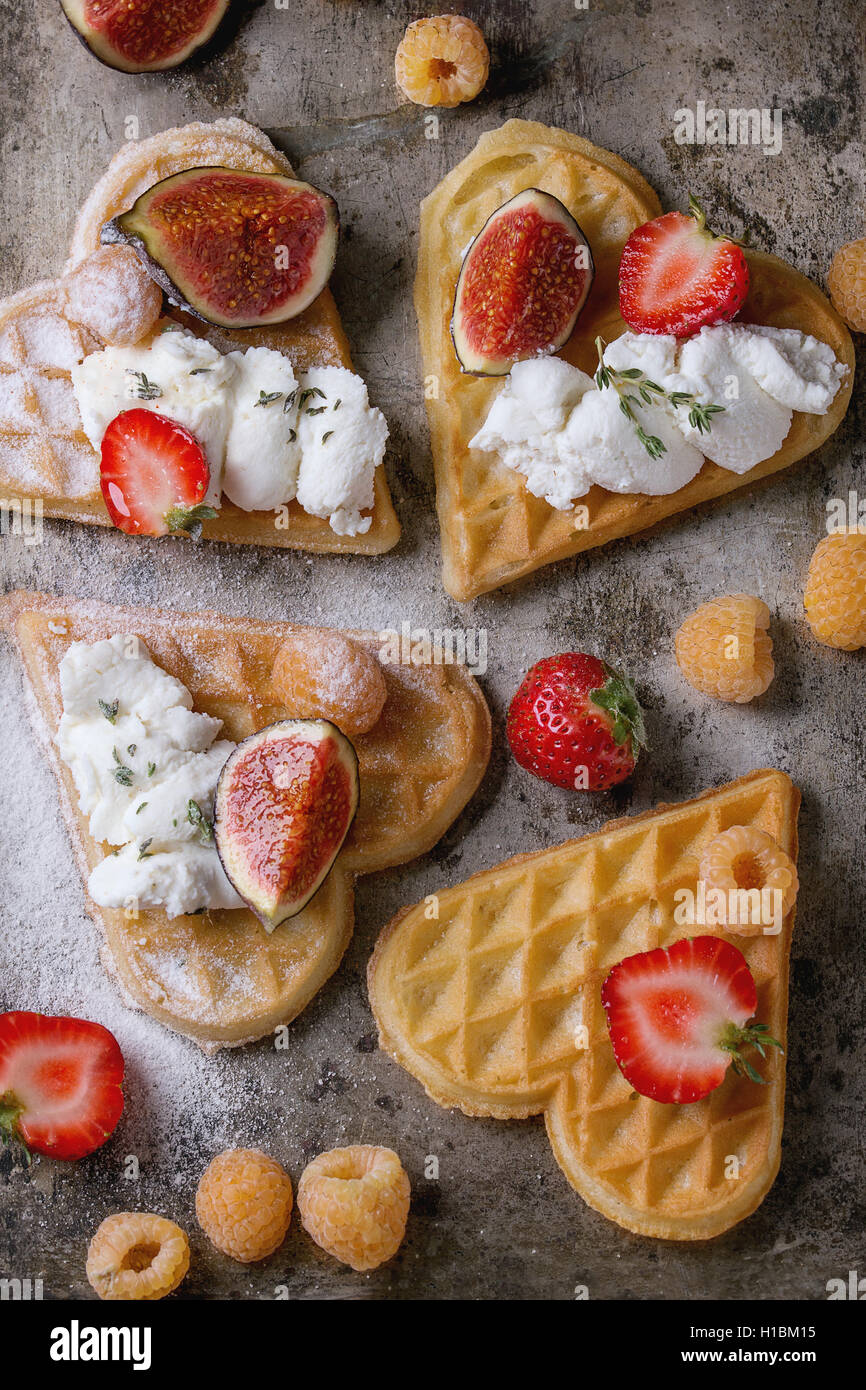 Wafer mit Beeren Stockfoto