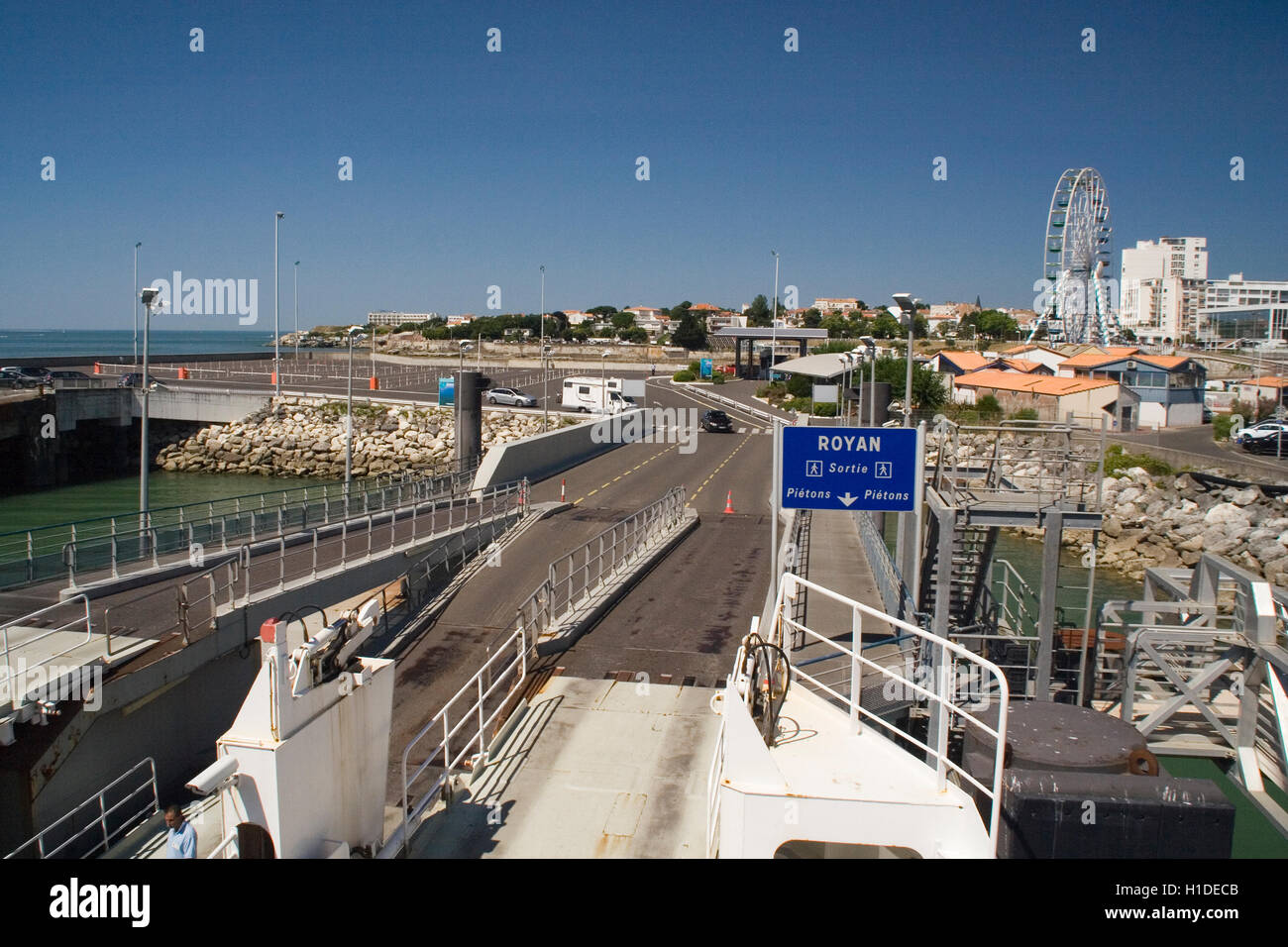 Autofähre von Royan nach Pointe de Grave Stockfoto