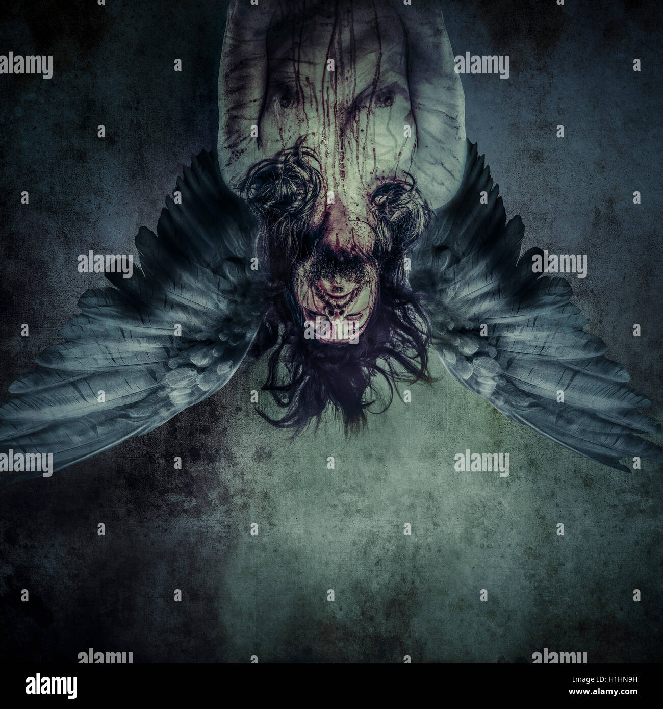 Gefallener Engel des Todes, männliches Model, böse, blind Stockfoto