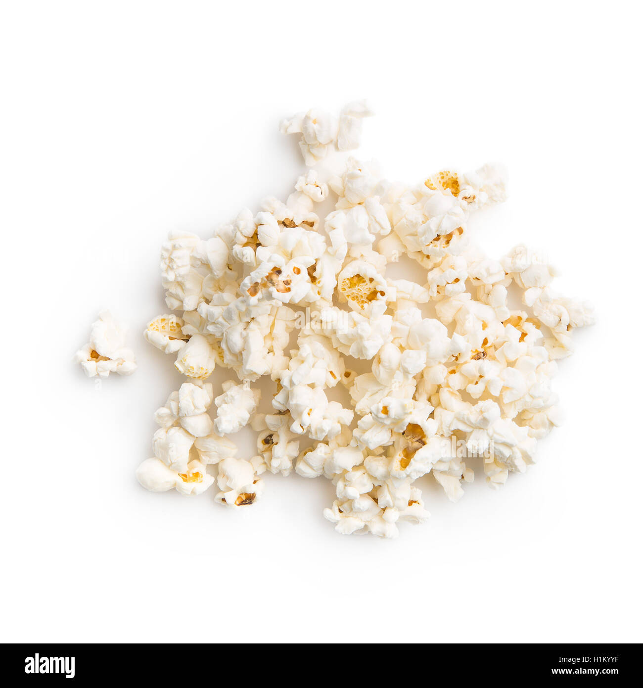 Leckere gesalzene Popcorn isoliert auf weißem Hintergrund. Stockfoto