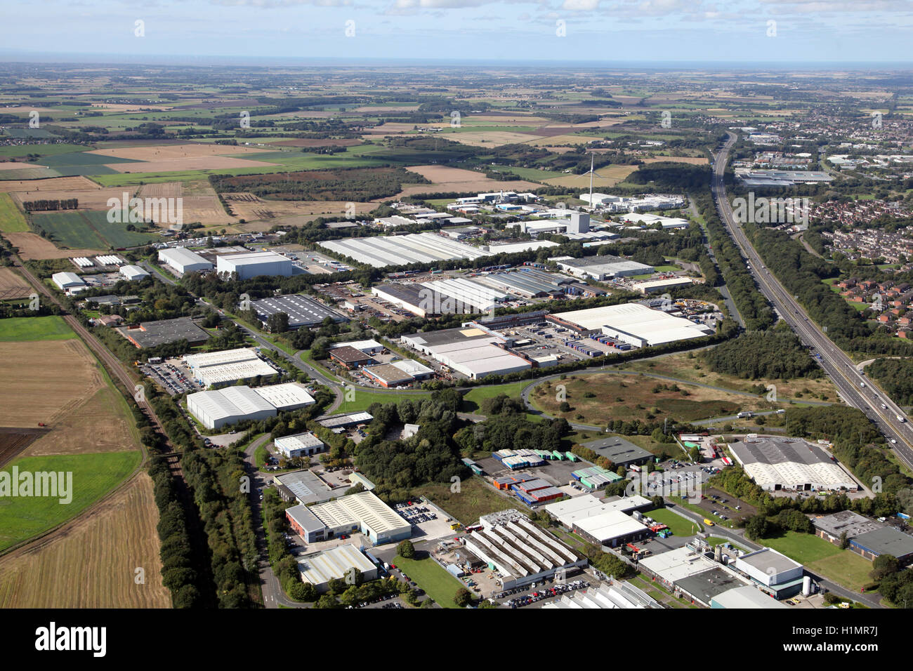Luftaufnahme von einem großen Gewerbegebiet in Skelmersdale, Lancashire, UK Stockfoto