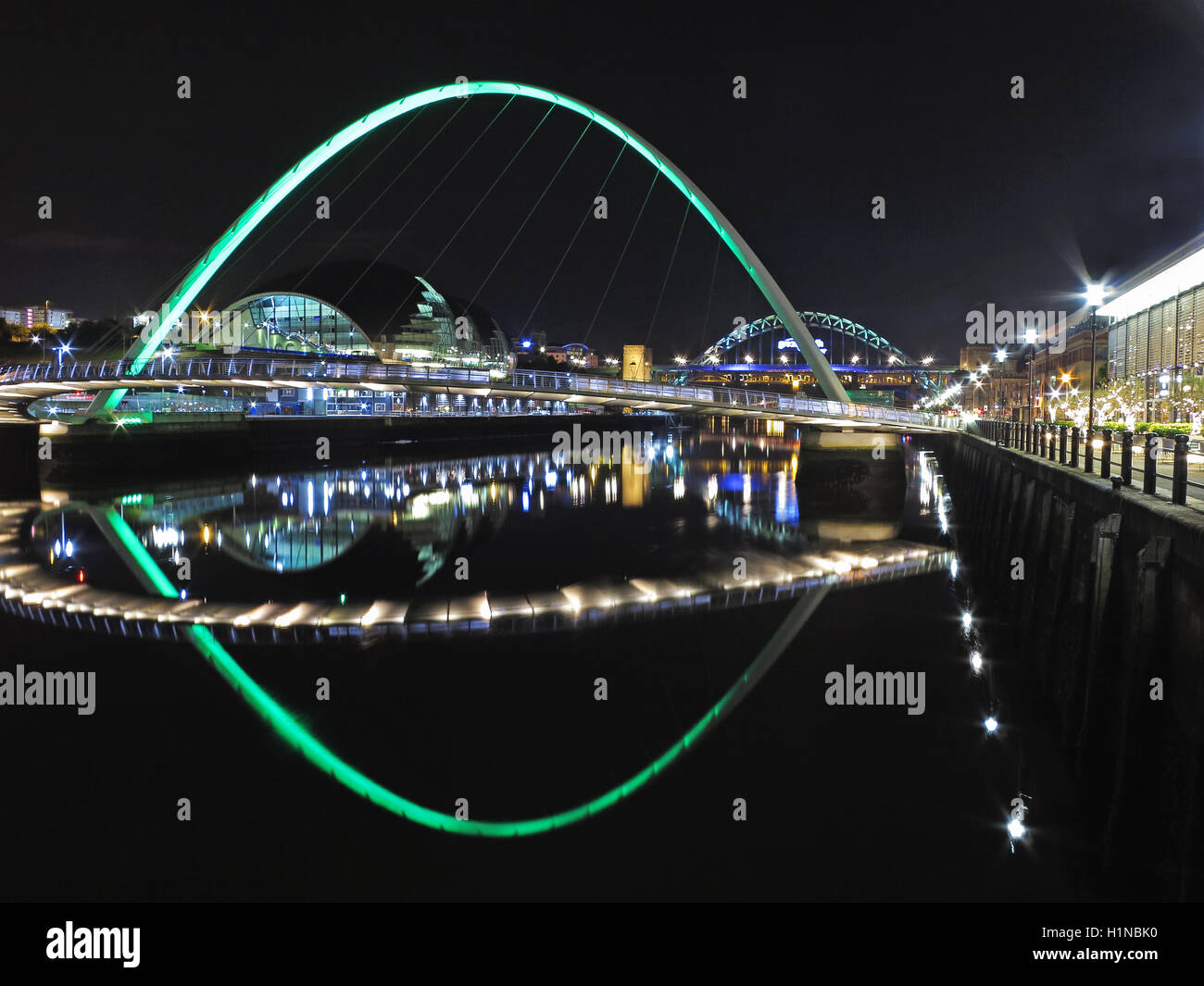 Nacht über den Tyne Stockfoto