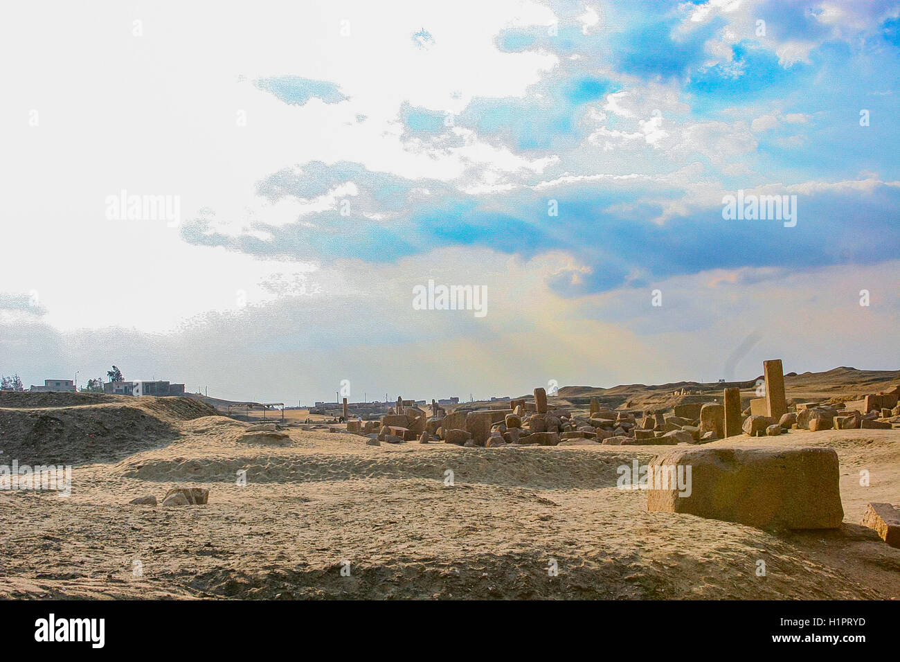 Ägypten, Nil-Delta, Tanis, Blick auf den Tempel des Amon. Stockfoto