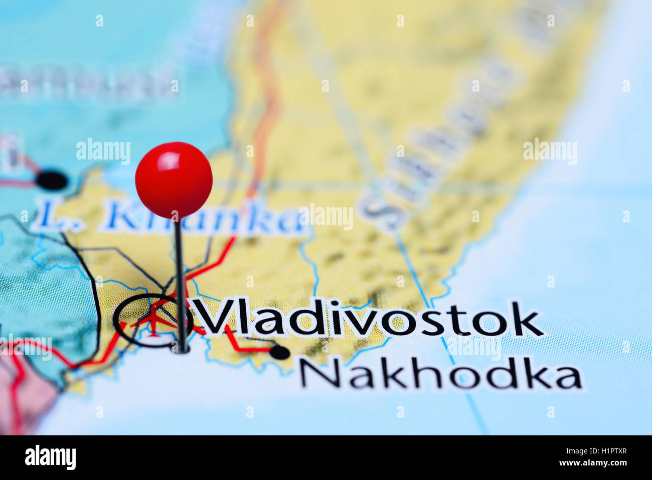 Vladivostok, fixiert auf einer Karte von Russland Stockfoto
