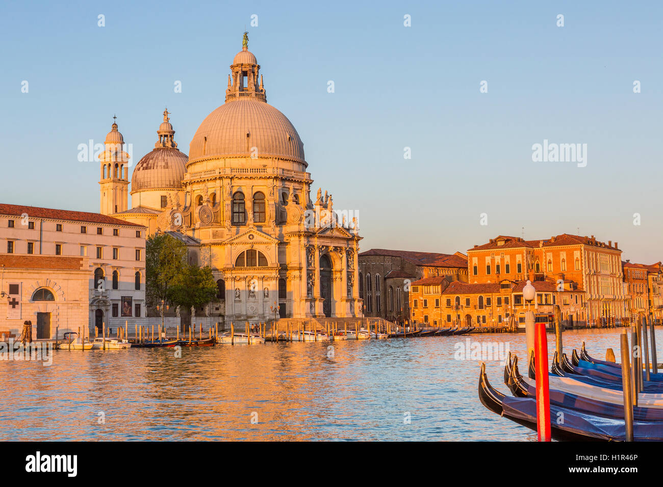 Basilica di Santa Maria della Salute, Canal Grande in Venedig, Veneto, Italien, Europa. Stockfoto