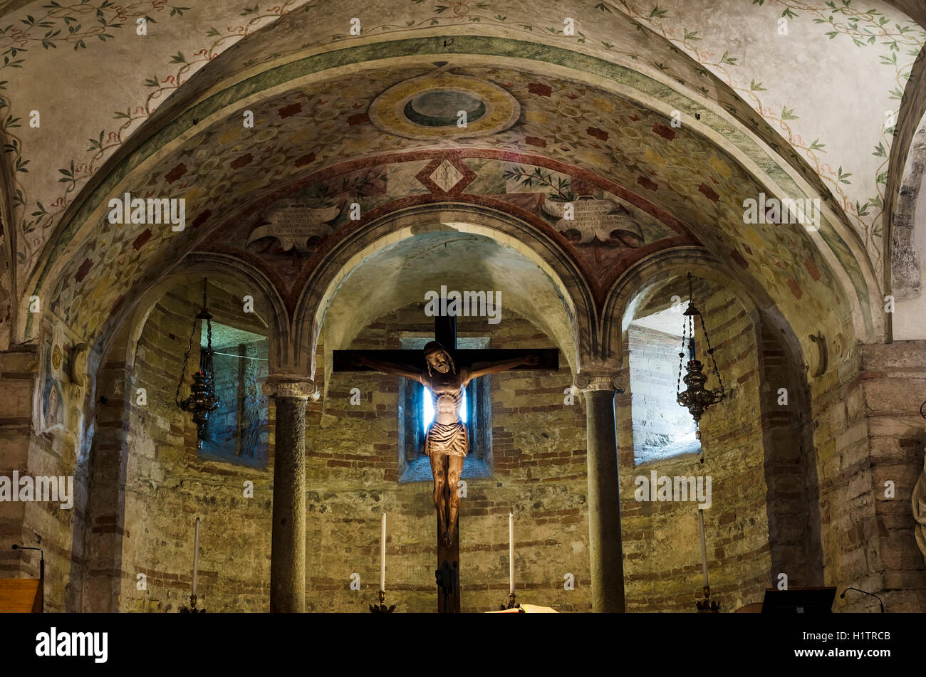 Unterkirche der Kirche San Fermo Maggiore Stockfoto