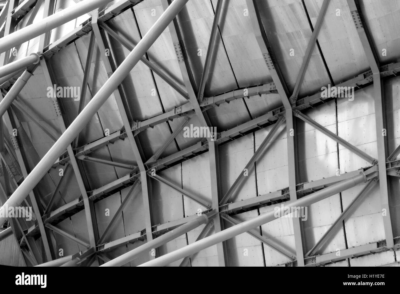 Am Ende eines der Panels auf dem Musikpavillon an der Pritzker Pavilion im Millenium Park in Chicago, IL, USA Stockfoto