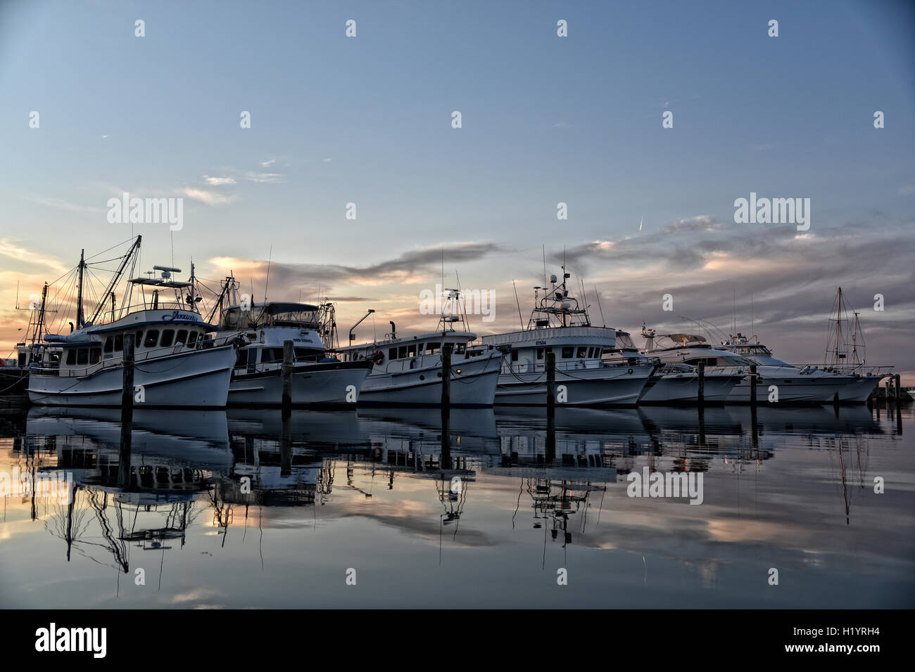 Sonnenuntergang und Boote in Nelson Bay Stockfoto