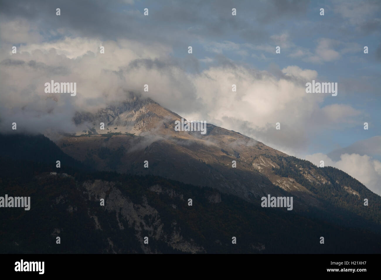 Europa, Italien, Provinz Trentino, Molveno, Blick auf die Dolomiten Stockfoto