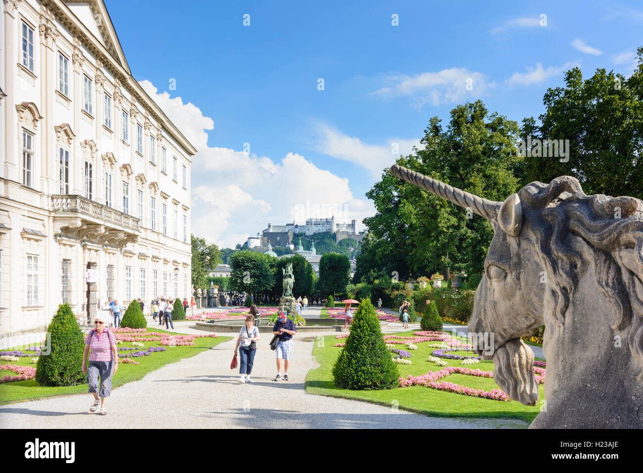 Salzburg: Schloss Mirabell, Mirabellgarten, Blick auf die Festung Hohensalzburg, Salzburg, Österreich Stockfoto