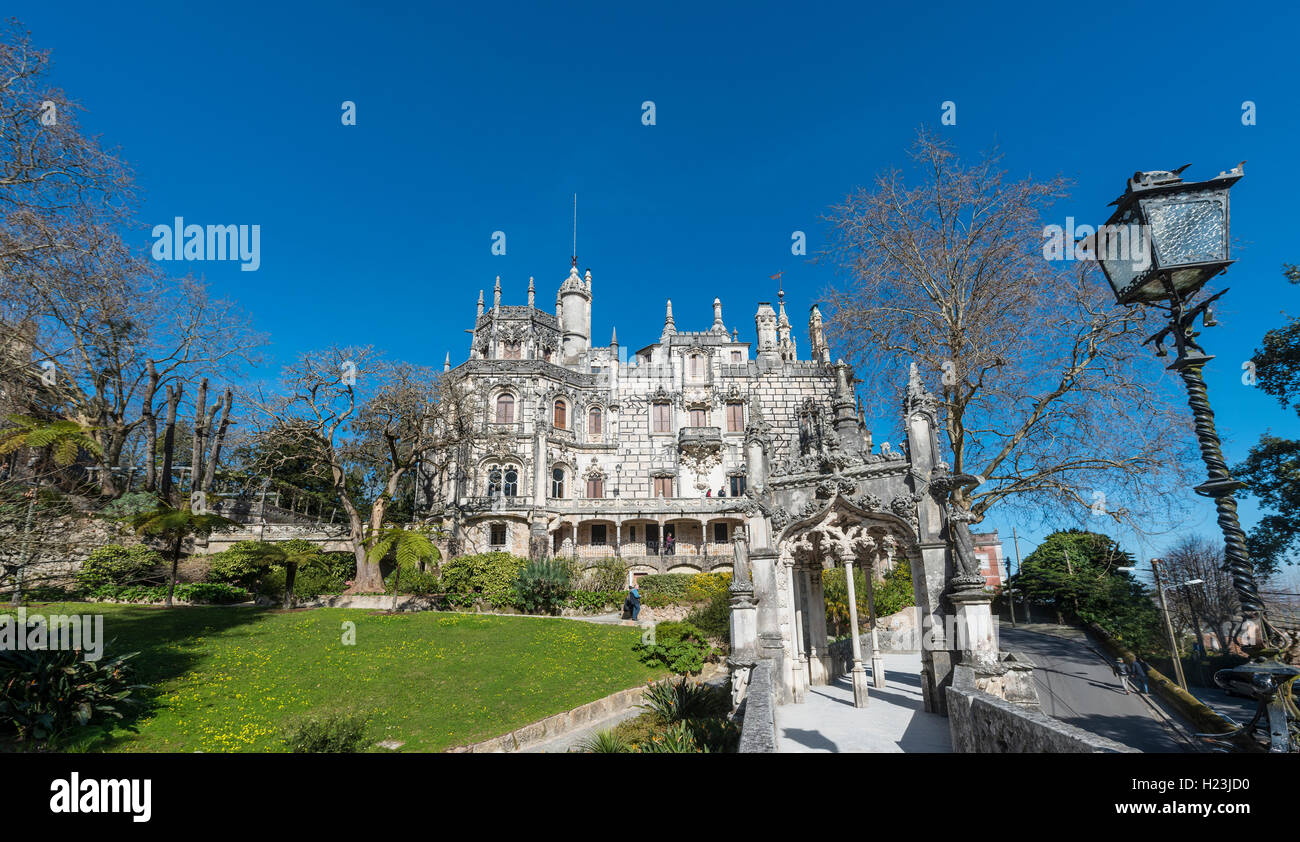 Kleine Burg, Quinta da Regaleira, Teil des "kulturellen Landschaft von Sintra", UNESCO, Sintra, Portugal Stockfoto