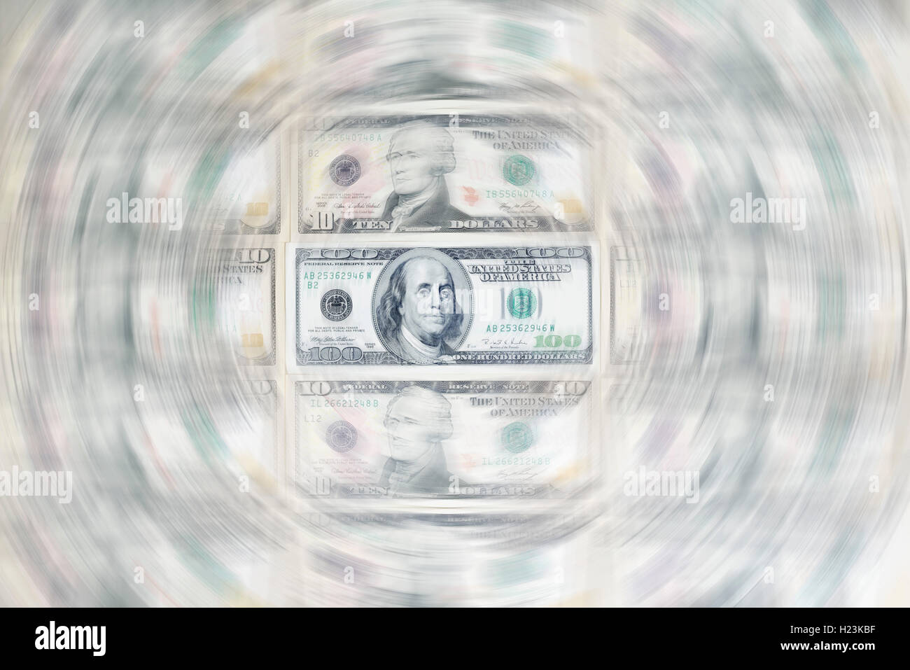 US-Dollarnoten, 100 Dollar Bill, kreisförmig Bewegungsunschärfe Stockfoto