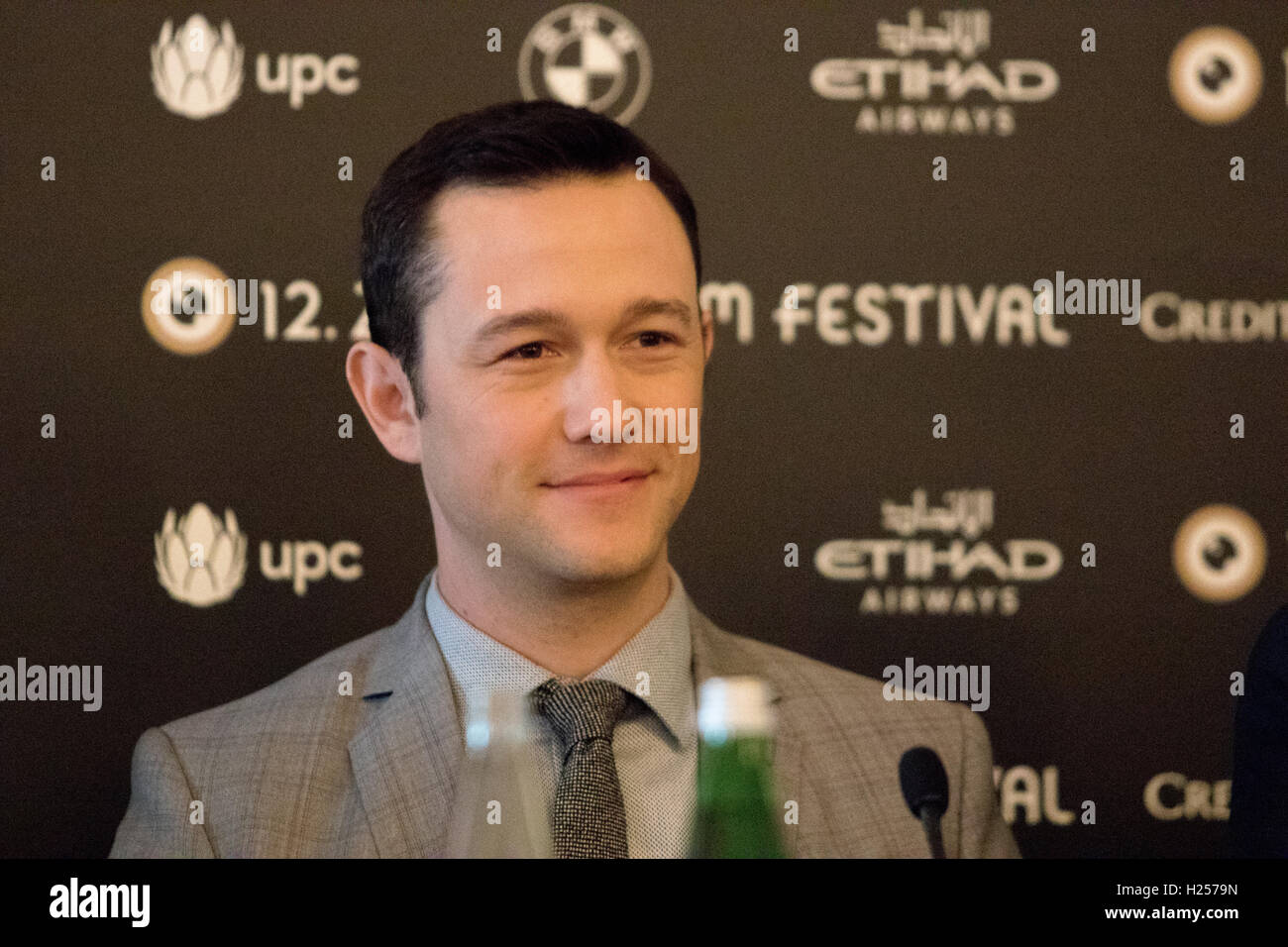 Zürich, Schweiz. 24. September 2016. Joseph Gordon-Levitt besucht eine Pressekonferenz für den Film Snowden am 12. Zurich Film Festival am Beau au Lac Hotel in Zürich, Schweiz. Nicola Mastronardi/Alamy Live-Nachrichten. Stockfoto