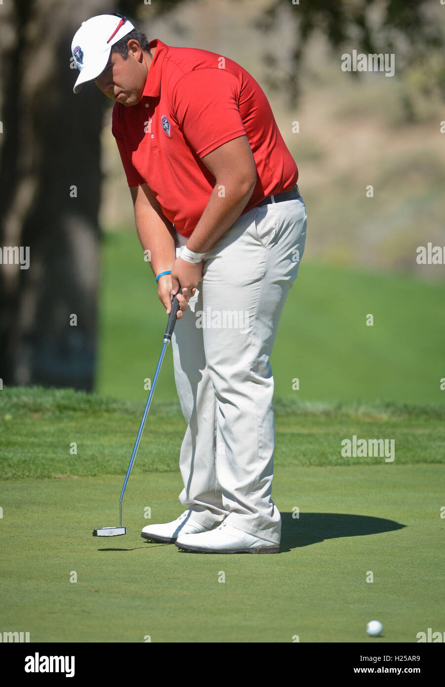 Albuquerque, NM, USA. 24. Sep, 2016. 092416.University von New-Mexicos Sean Carlon macht einen Putt in der letzten Runde von William H. Tucker Intercollegiate Golfturnier auf dem UNM Championship Golf Course, Samstag, 24. September 2016, in Albuquerque, NM © Marla Brose/Albuquerque Journal/ZUMA Draht/Alamy Live News Stockfoto