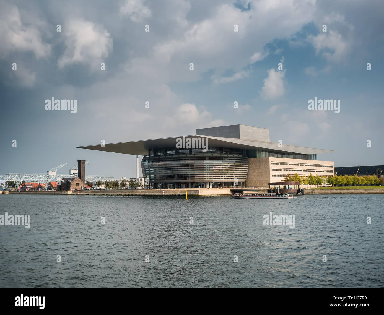 Königliche Opernhaus im Hafen von Copenhagen, Dänemark Stockfoto