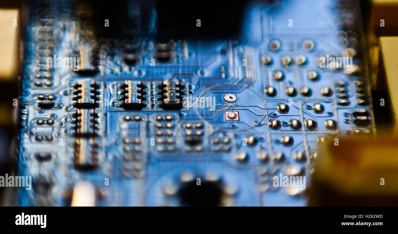 Computer-Motherboard-Mikro-Chip-Schaltung hautnah Stockfoto