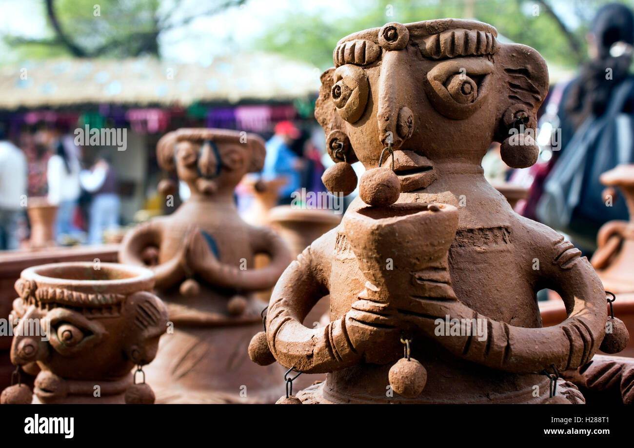 Clay Statue Frau in Surajkund fair Stockfoto