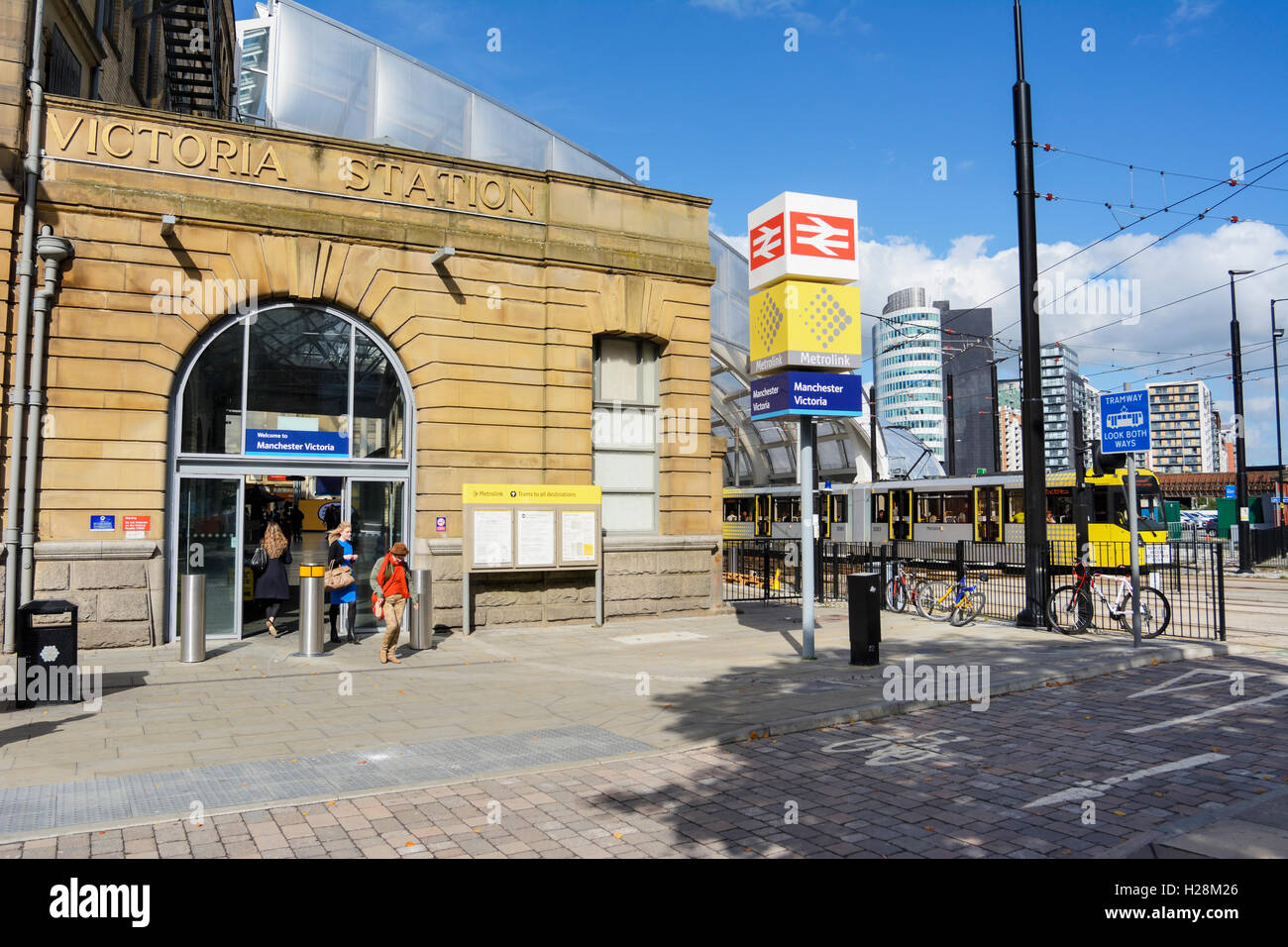 U-Bahn Straßenbahn Linien in Victoria Station in Manchester, England. Stockfoto