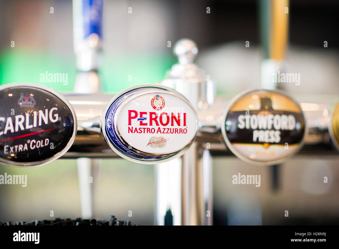 Armaturen Lager Bier vom Fass Stockfoto