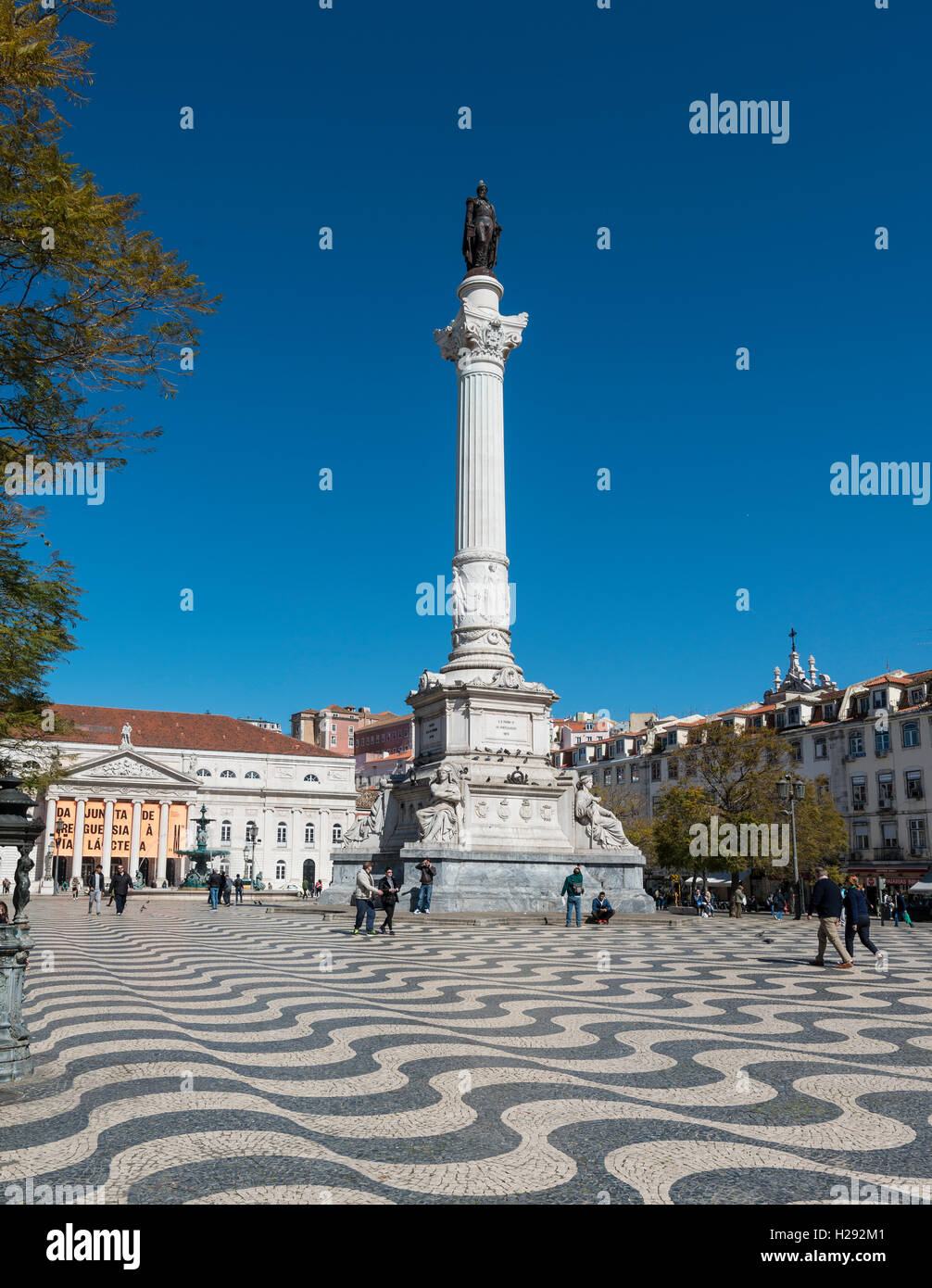 Denkmal Dom Pedro IV., National Theater auf dem Rossio Platz, Lissabon, Portugal Stockfoto