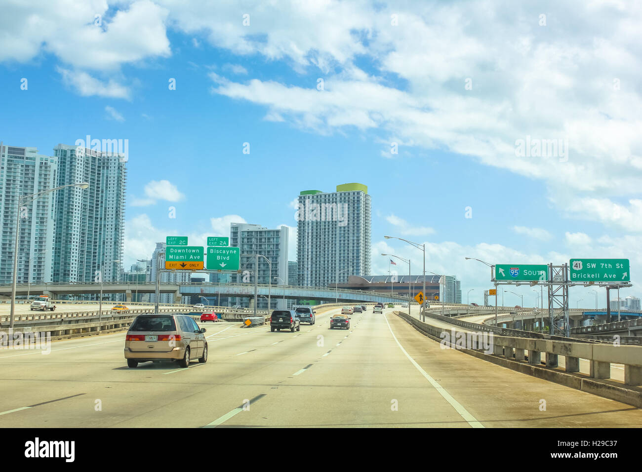 Miami Innenstadt Autobahn Stockfotografie Alamy