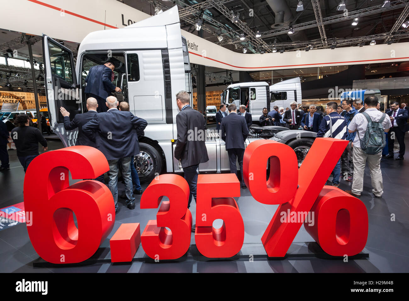 Neuer Mann-effiziente Lkw-Modell Stockfoto