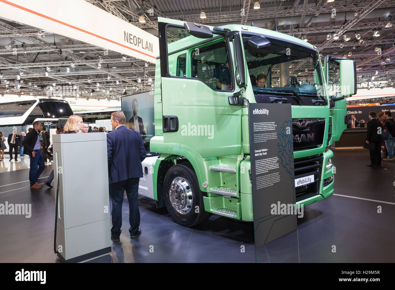 Neue MAN elektrische Stadt truck Stockfoto