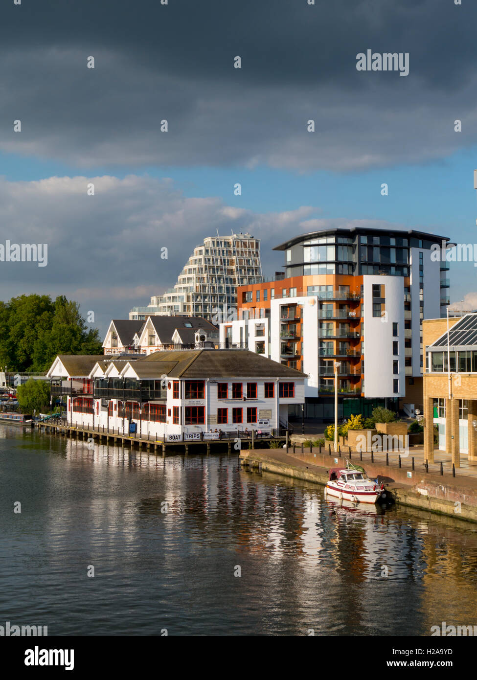 Großbritannien, England, Surrey, Kingston upon Thames River Szene Stockfoto