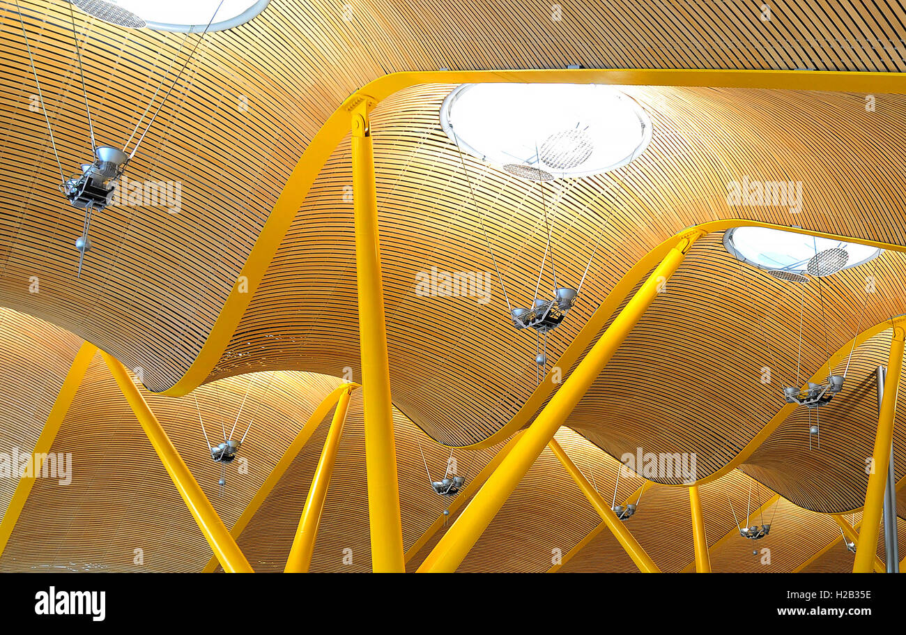 Check-in-Halle Madrid Barajas internationaler Flughafen Spanien Stockfoto