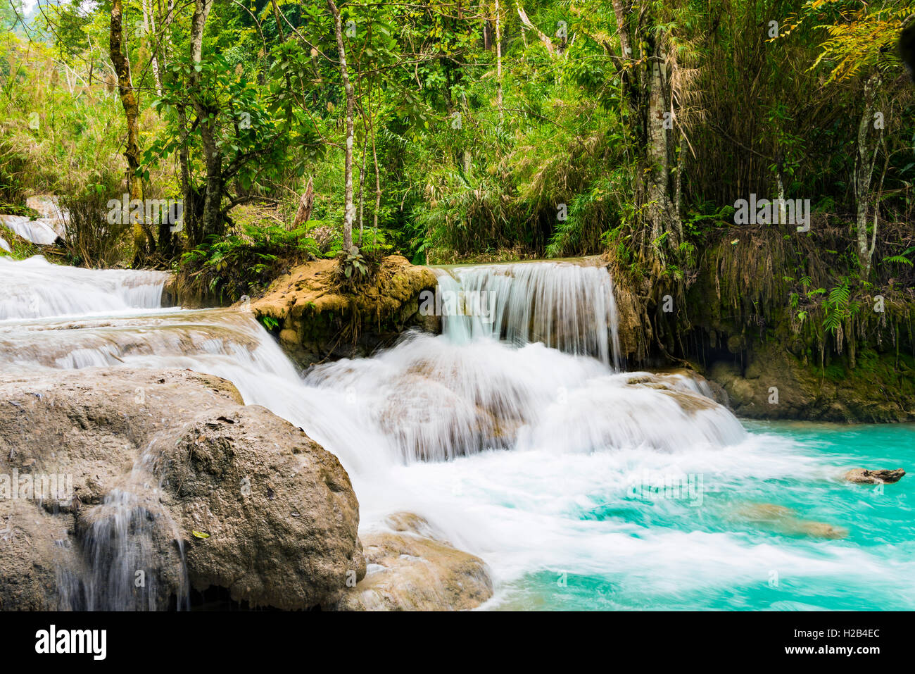 Kleiner Wasserfall, Wasserfälle, Tat Kuang Si Wasserfällen, Luang Prabang, Laos Stockfoto