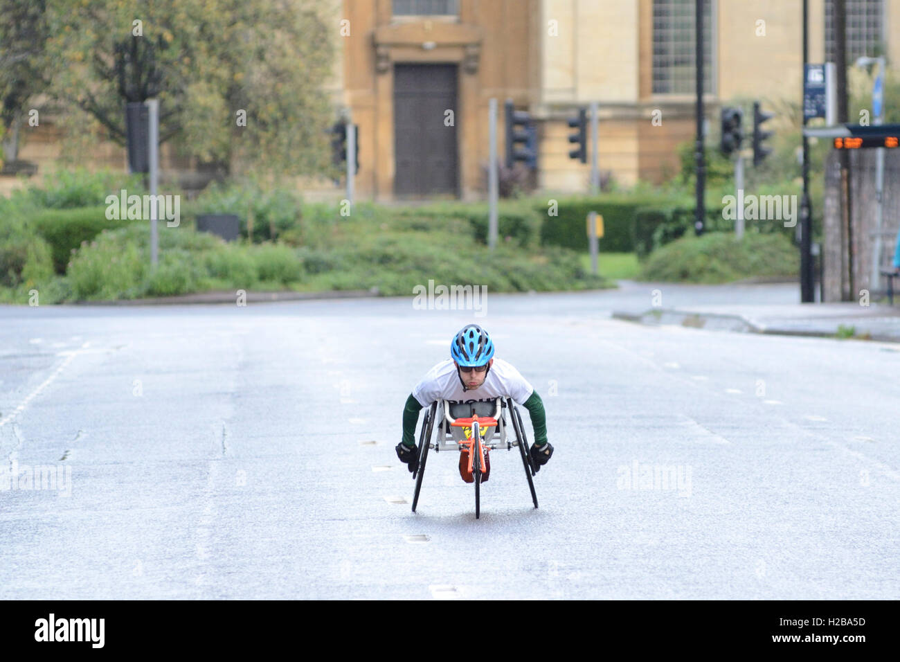 Rollstuhl Racer Bristol Halbmarathon 2016 Stockfoto