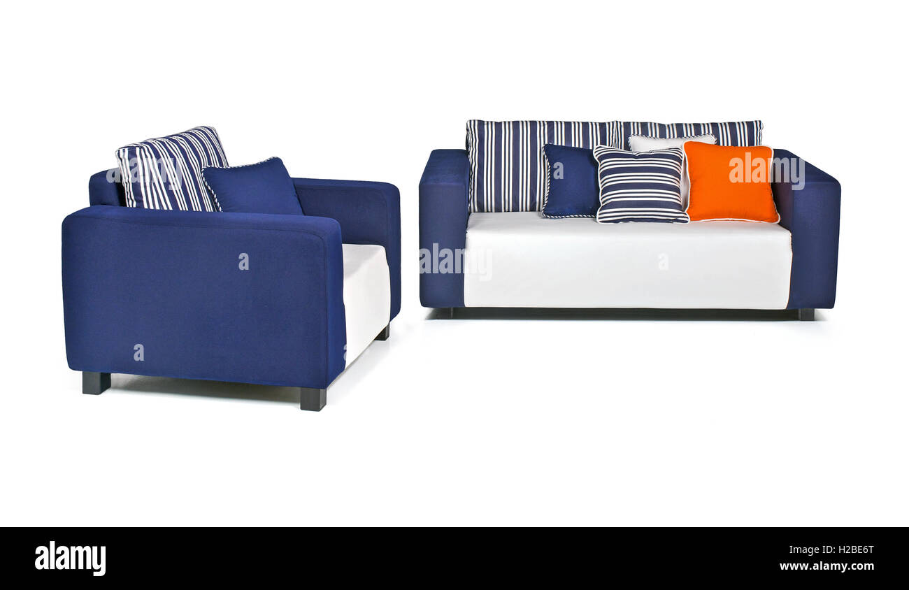 Indoor Outdoor-Sofa mit Kissen und in blau-weißen Stoffen Stockfoto