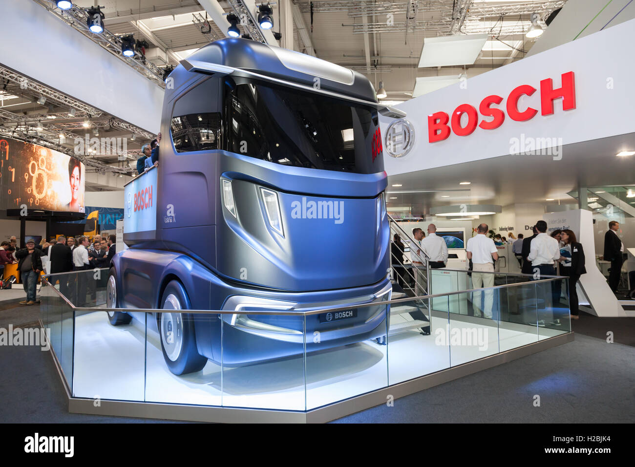 Bosch VisionX futuristisches Konzept LKW Stockfoto