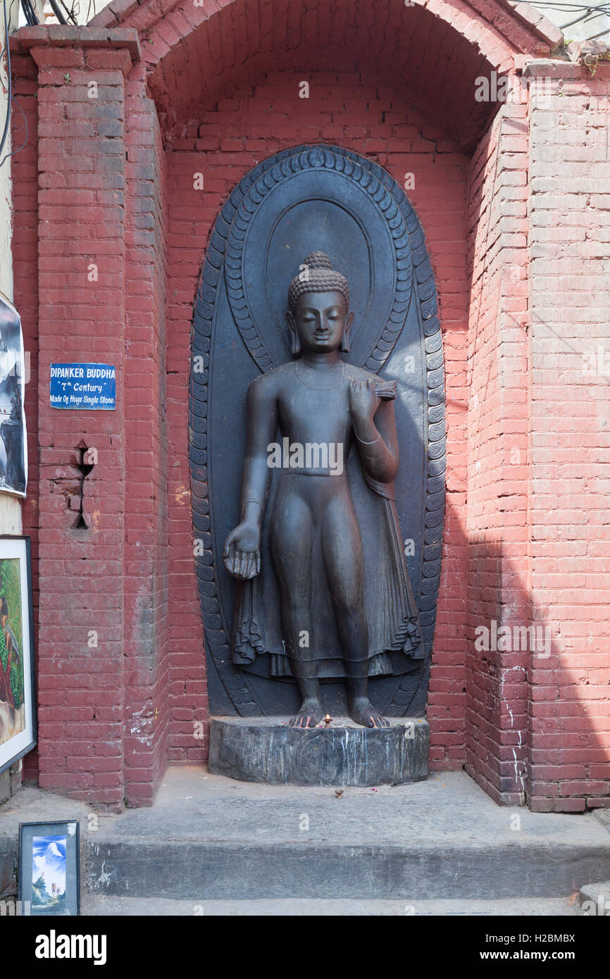 Dipanker Buddha-Statue, Swayambhunath Tempel, Kathmandu, Nepal Stockfoto