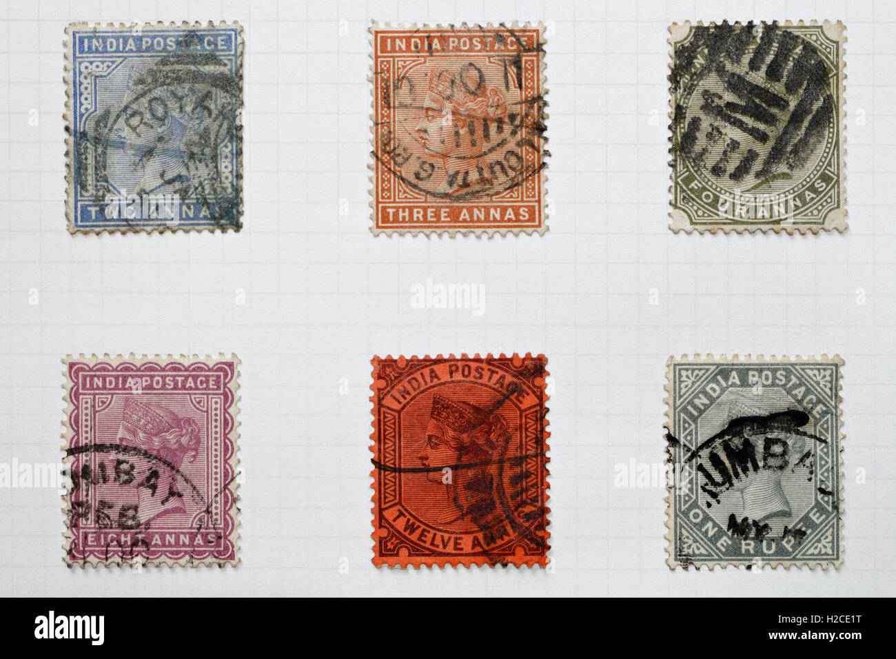 Indische Königin Victoria Briefmarken Indien British Empire, viktorianische Vintage Briefmarken, Briefmarken Sammeln von Briefmarken Stockfoto