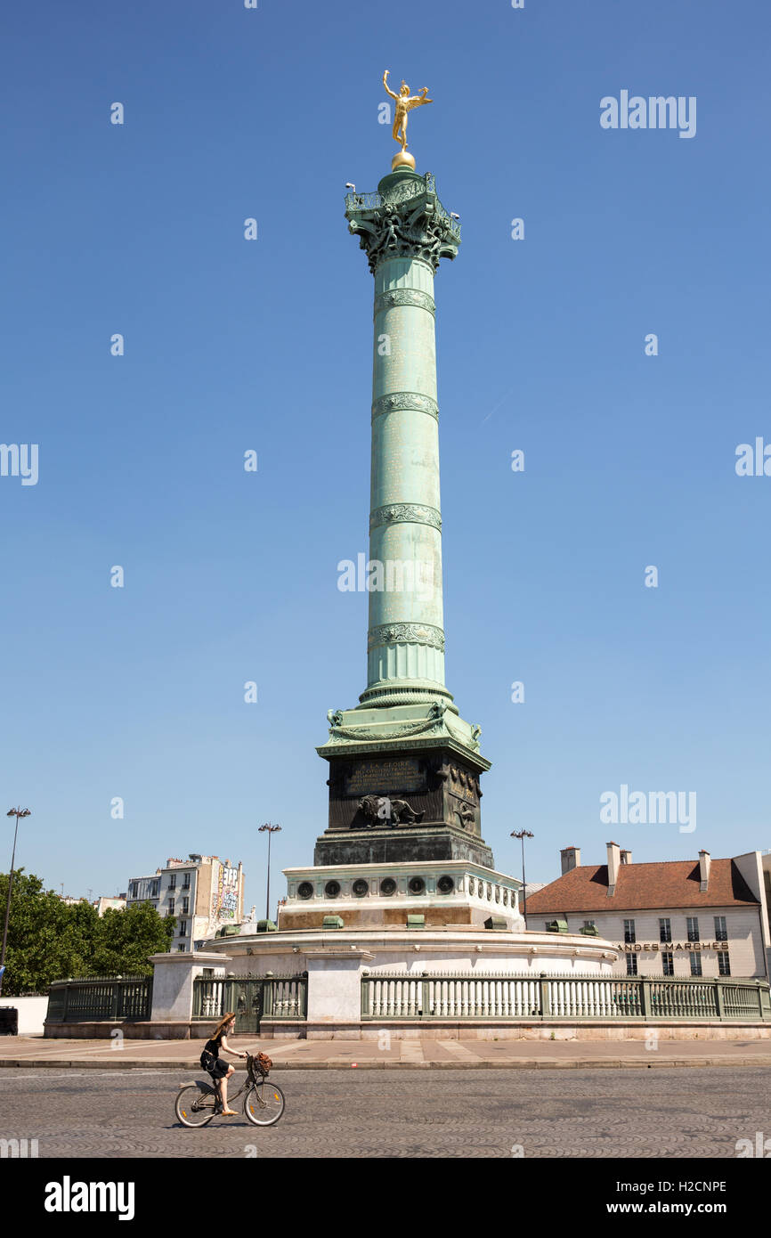 Place De La Bastille und das Denkmal der Bastille in Paris, Frankreich Stockfoto
