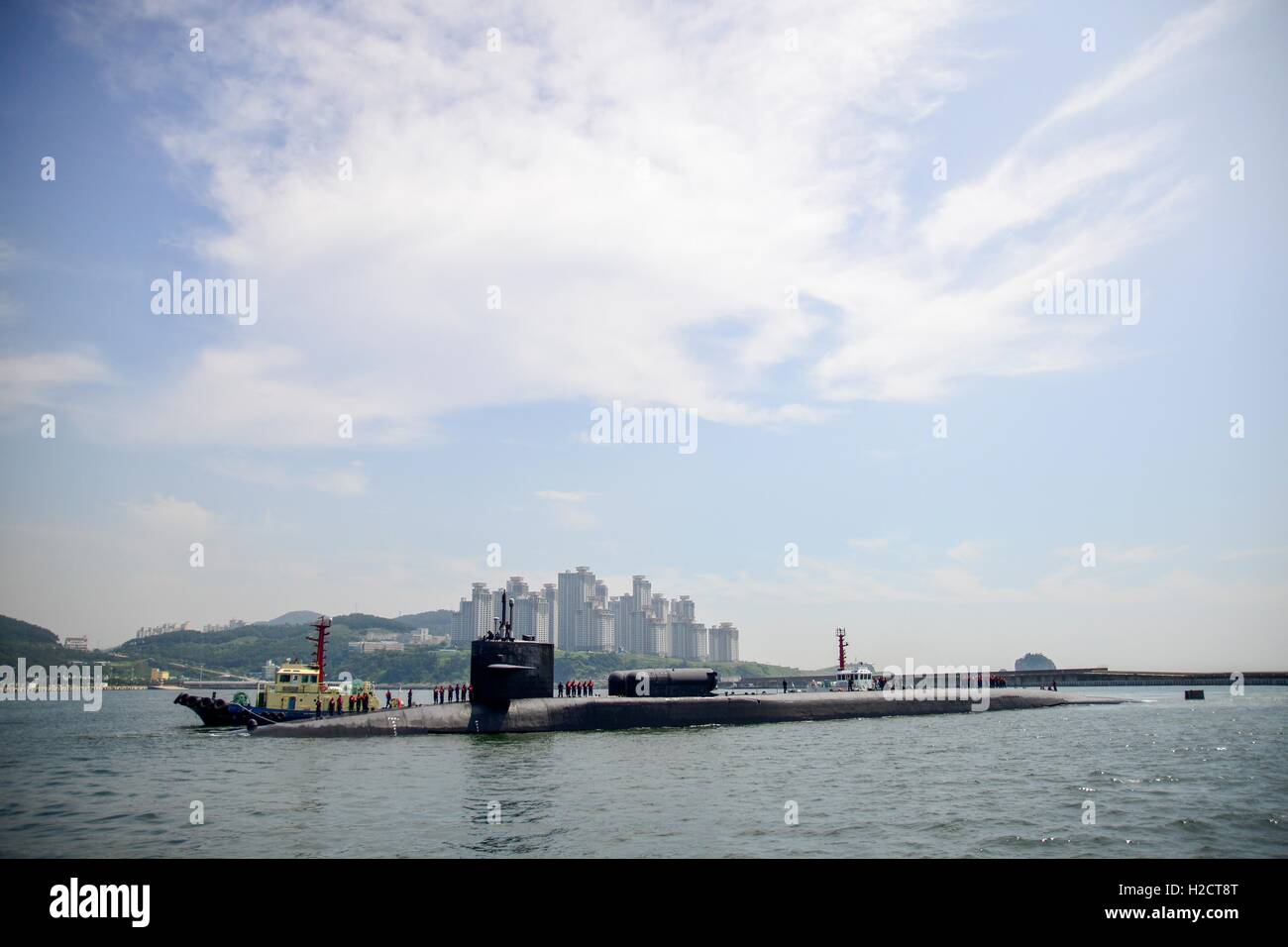 Die USN Ohio-Klasse Atom-Flotte ballistischen geführte Flugkörper u-Boot USS Ohio kommt in der Republik von Korea Flotte Basis für einen regulären Hafen besuchen 13. Juli 2016 in Busan, Korea. Stockfoto