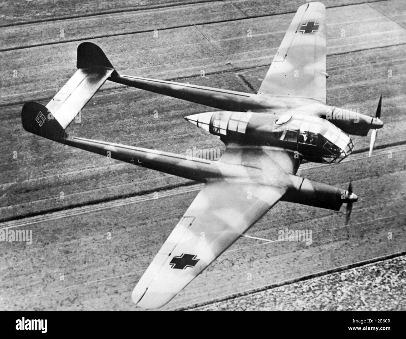 Das Bild der Nazi-Propaganda zeigt ein Flugzeug des Typs Focke-Wulf FW 189 „Uhu“ (Adlereule) der deutschen Wehrmacht. Das Foto wurde im März 1941 veröffentlicht. Foto: Fotoarchiv für Zeitgeschichte- KEIN KABELDIENST - | weltweite Nutzung Stockfoto