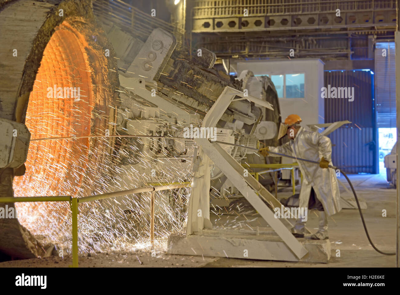 Stahlherstellung Ofen in einem Stahlwerk Stockfoto