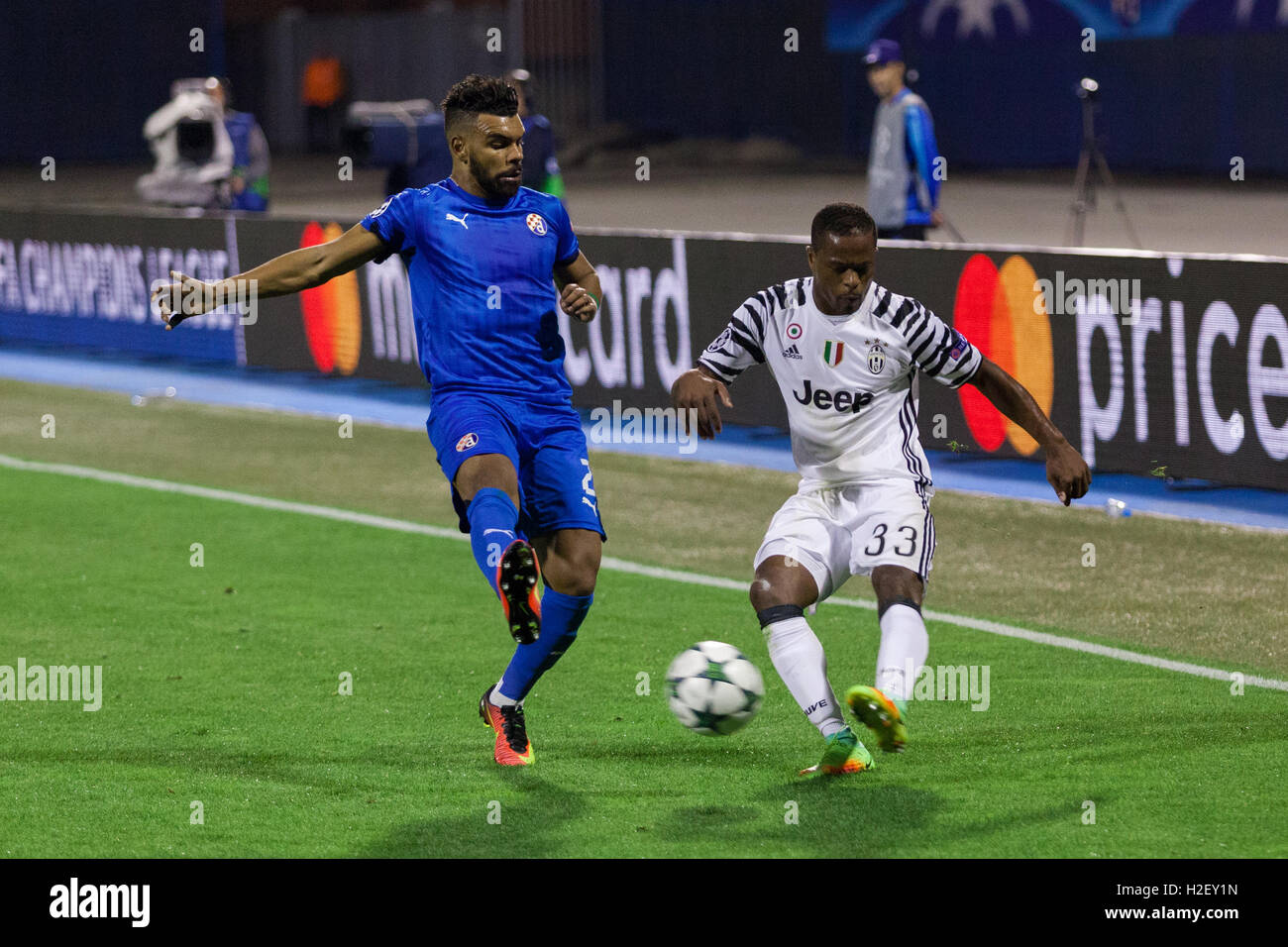 Zagreb, Kroatien. 27. September 2016. UEFA Champions League 2015 / 16-Gruppe H - GNK Dinamo Zagreb VS FC Juventus. Ivica Drusany/Alamy Live-Nachrichten Stockfoto