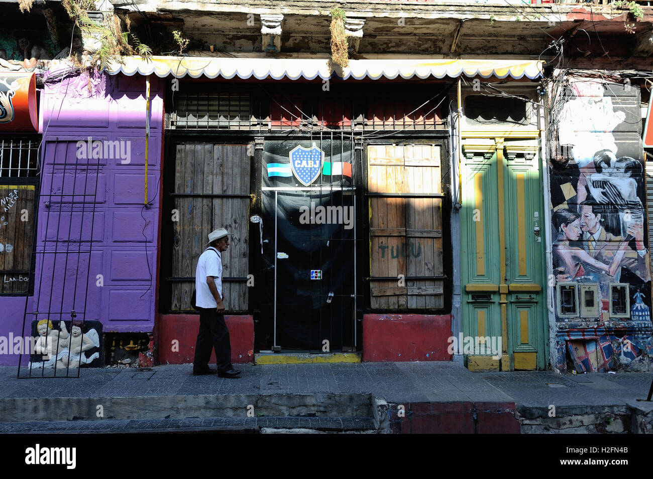 Die bunte El Caminito Bereich in der Boca von Buenos Aires, eine Straße Museum mit Bars und restaurants Stockfoto