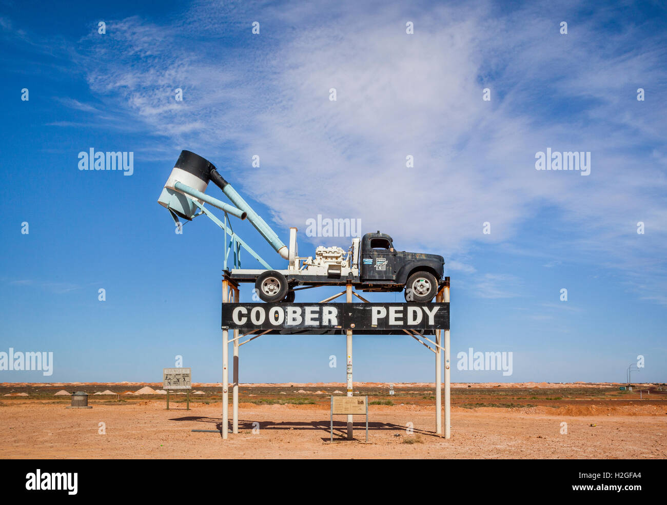 "Das Gebläse" ist ein Symbol von Coober Pedy, Opal Bergbaustadt in South Australia. Stockfoto
