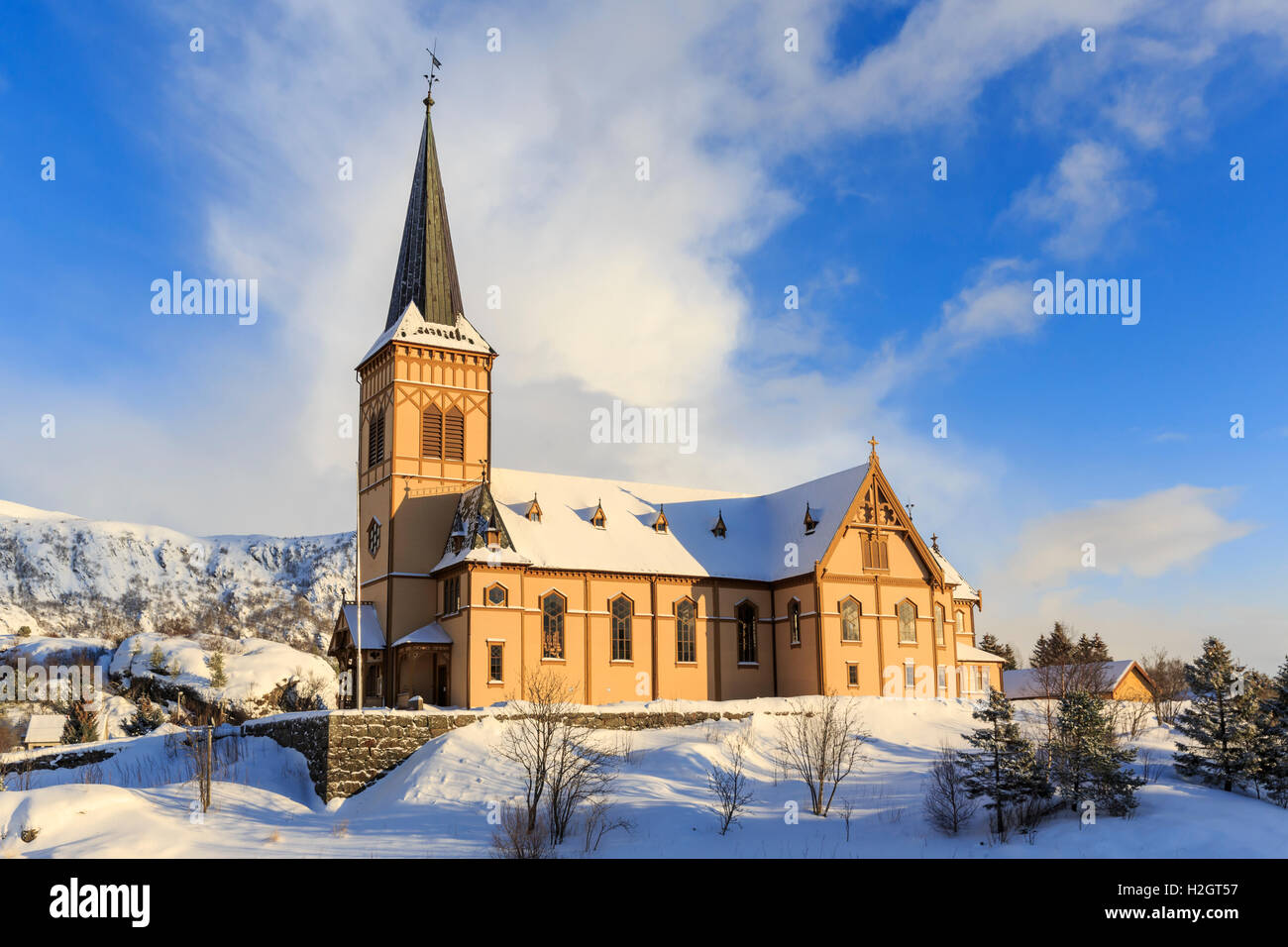 Vågan Kirche Lofoten im Winter, Kabelvåg, Austvågøya Island, Lofoten, Nordland, Norwegen Stockfoto