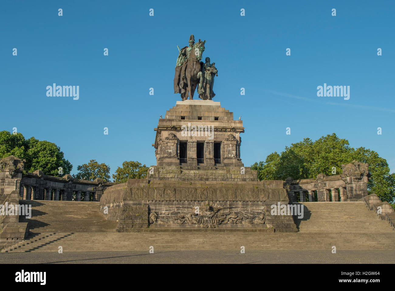 Statue von Kaiser Wilhelm 1, Deutsche Eck, Koblenz, Deutschland Stockfoto