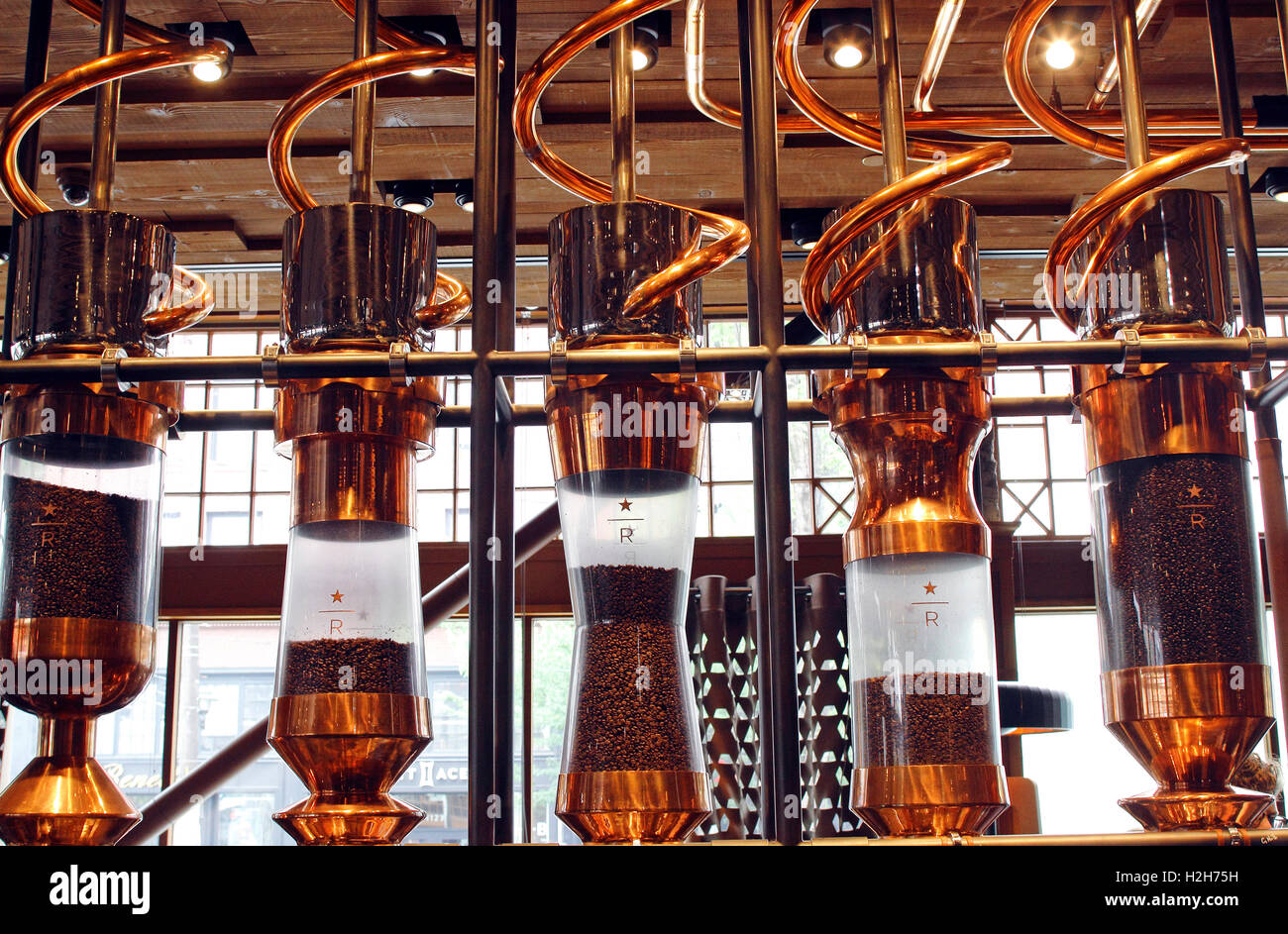 Kaffeeröster New Starbucks Reserve Rösterei & Tasting Room Pike St Seattle Washington State USA Pacific Coast Stockfoto