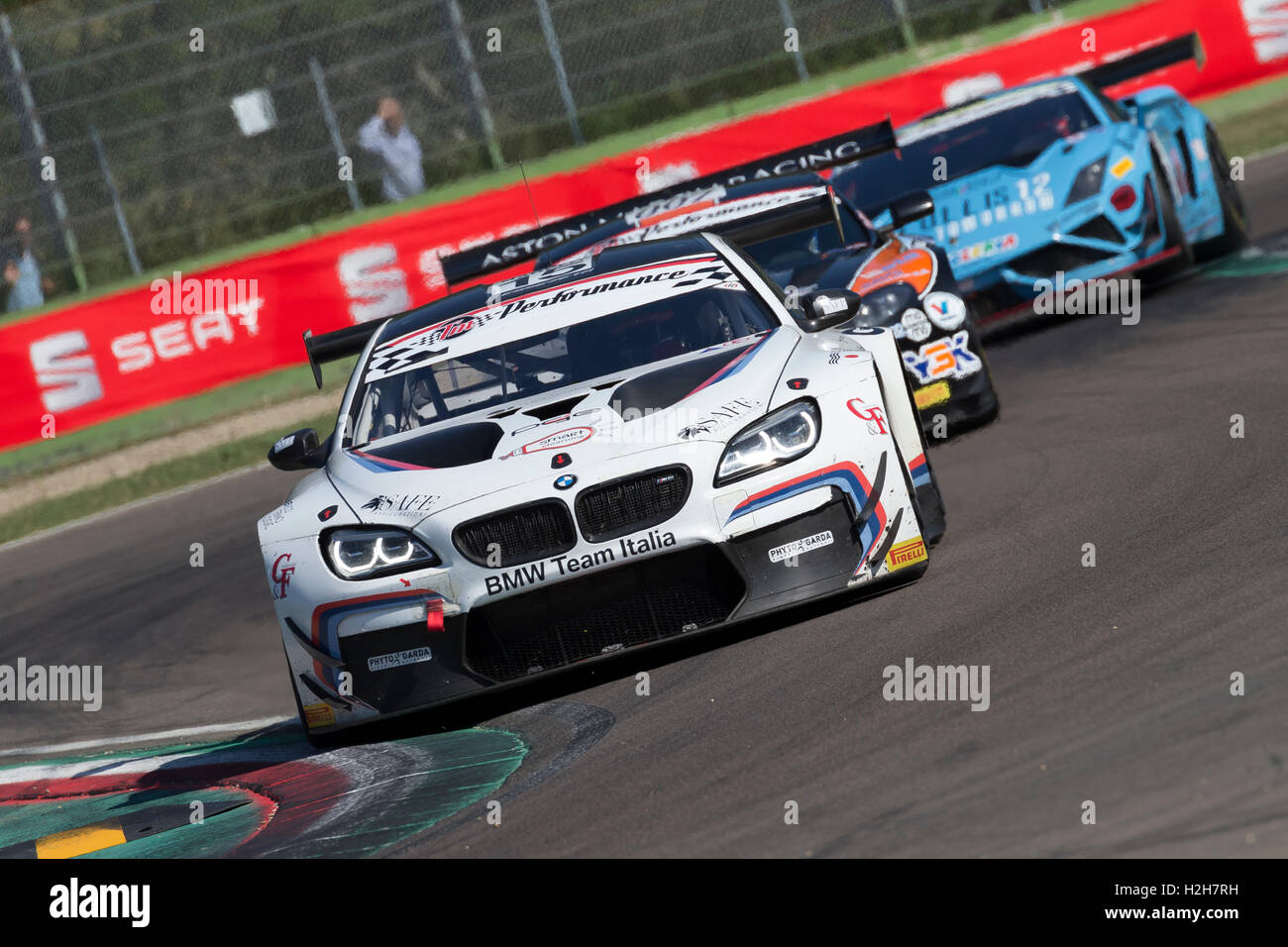 Imola, Italien - 25. September 2016: A Bmw M6 Gt3 von Bmw Team Italia, angetrieben von Comandini Stefano und Erqui Alberto Stockfoto