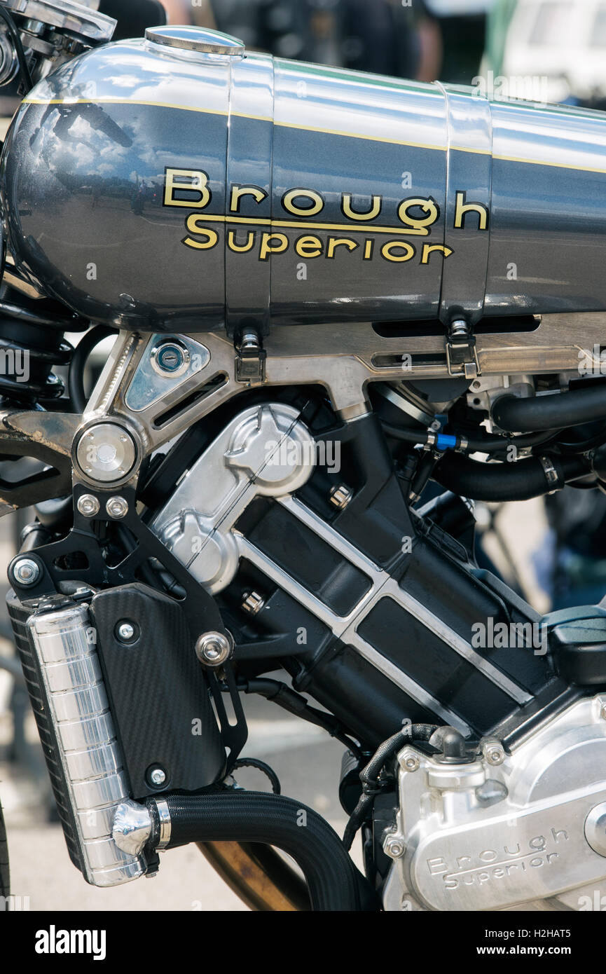 2016 moderne Brough Superior SS100 Motorrad. Klassische britische Motorrad Stockfoto