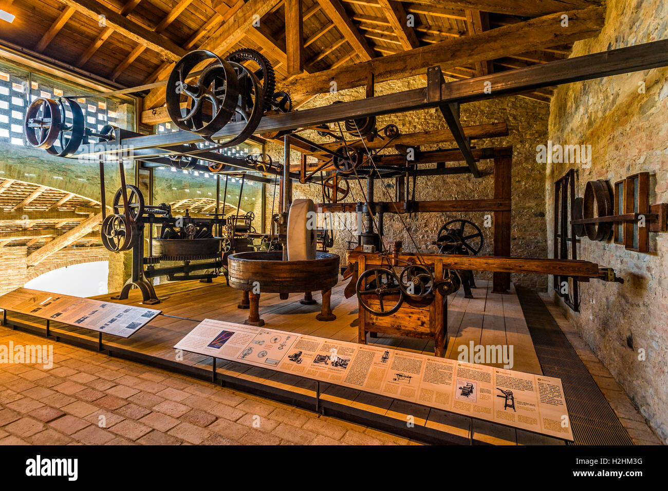 Italien Emilia Romagna Franchigena Weg Corte di Giarola - Pasta-Museum-für Getreide mahlt Stockfoto